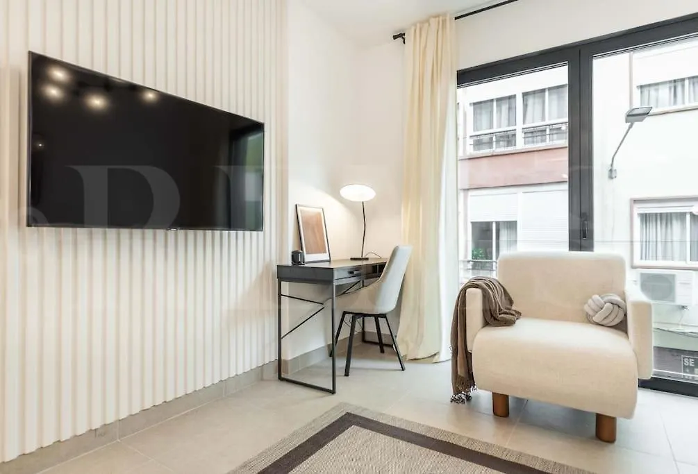 Modern Apartment With Patio & Parking By Rems Malaga Spain