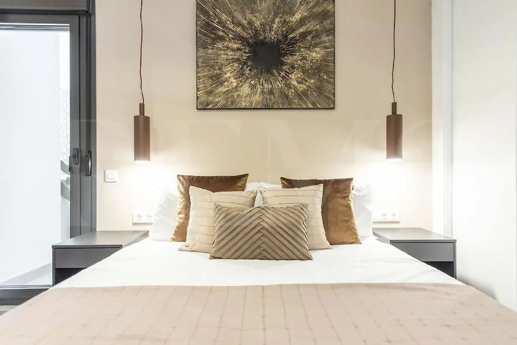 Modern Apartment With Patio & Parking By Rems Malaga